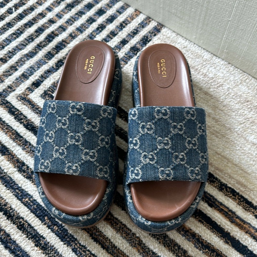 GUCCI denim platform sandal